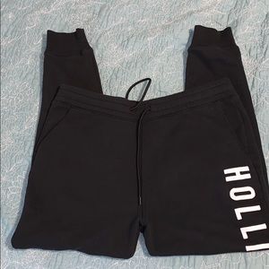 Men’s black Hollister joggers. Size L. Like new.